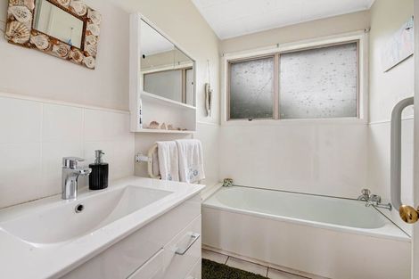 Photo of property in 118 Trig Road, South Head, Helensville, 0874