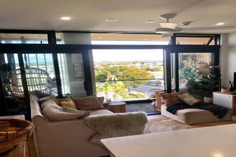 Photo of property in Frank Sargeson Apts, 308/80 Anzac Street, Takapuna, Auckland, 0622