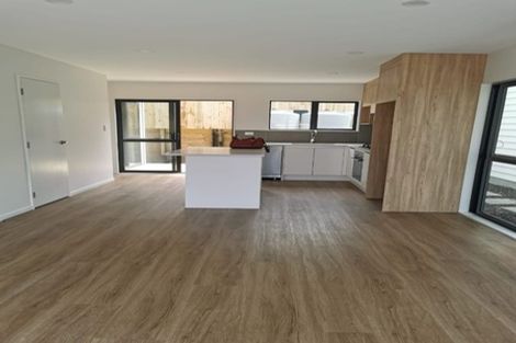 Photo of property in 11b Regency Place, Sunnynook, Auckland, 0632