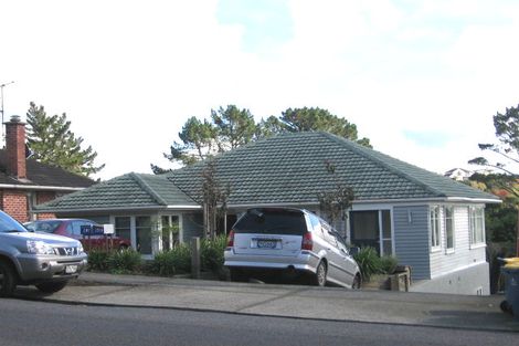 Photo of property in 201 Titirangi Road, Titirangi, Auckland, 0604
