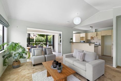 Photo of property in 19 Kingfisher Way, Te Kowhai, Hamilton, 3288