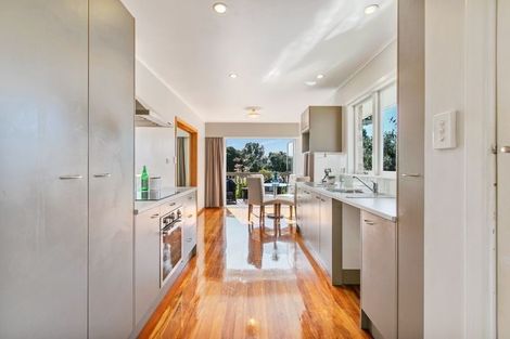 Photo of property in 6 Shortt Avenue, Mangere Bridge, Auckland, 2022