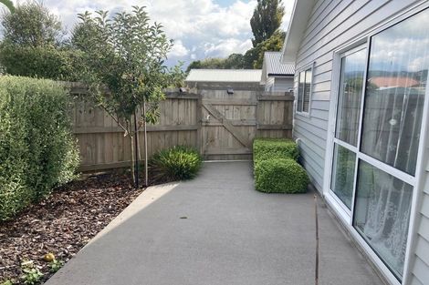 Photo of property in 6b Petherick Street, Taita, Lower Hutt, 5011