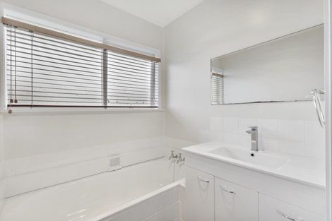 Photo of property in 1/5 Ashdown Place, Pahurehure, Papakura, 2113