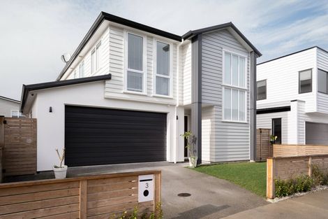 Photo of property in 72 Kaipara Portage Road, Riverhead, 0820