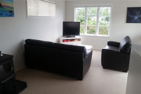 Photo of property in 33 Matipo Road, Mairangi Bay, Auckland, 0630