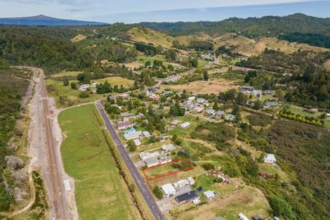 Photo of property in 75 Raurimu Road, Raurimu, Owhango, 3989