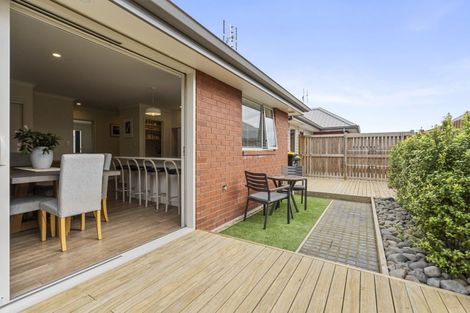 Photo of property in 9 Clifford Close, Leamington, Cambridge, 3432