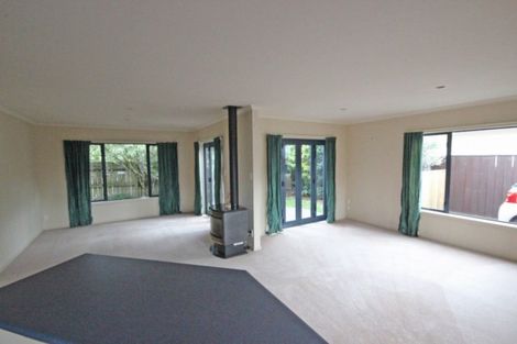 Photo of property in 10a Stewart Crescent, Hokowhitu, Palmerston North, 4410