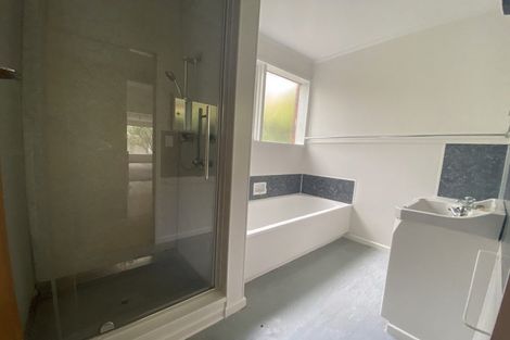 Photo of property in 44 Churton Drive, Churton Park, Wellington, 6037