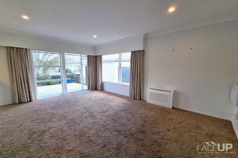 Photo of property in 4/766 Beach Road, Browns Bay, Auckland, 0630