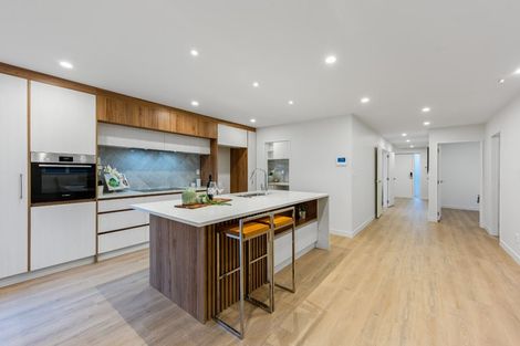 Photo of property in 14a Crystal Avenue, Glendene, Auckland, 0602