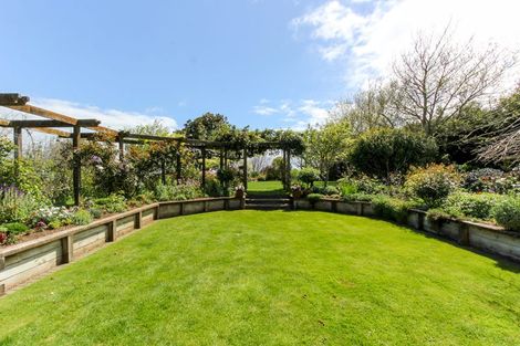 Photo of property in 333 Upland Road, Tarurutangi, New Plymouth, 4372
