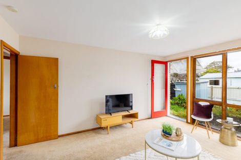 Photo of property in 4/38 North Avon Road, Richmond, Christchurch, 8013