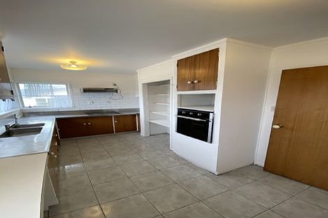 Photo of property in 29 Anich Road, Massey, Auckland, 0614