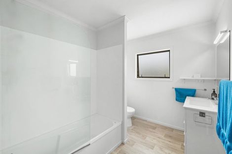 Photo of property in 16 Kedge Drive, Mangawhai, 0505