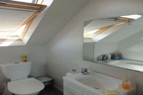 Photo of property in 5b Snead Place, Hamilton East, Hamilton, 3216