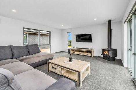 Photo of property in 72 Clausen Avenue, Leeston, 7632