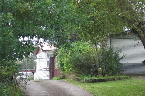 Photo of property in 35 Dellwood Avenue, Henderson, Auckland, 0612