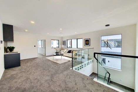 Photo of property in 5 Sager Midgley Road, Hobsonville, Auckland, 0616