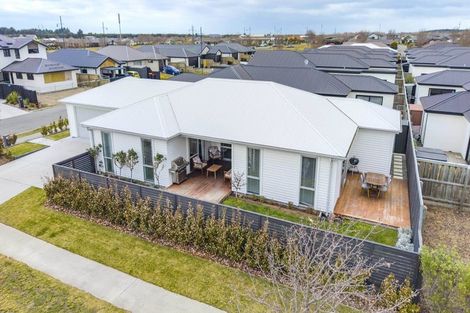 Photo of property in 15 Waituna Street, Pegasus, 7612