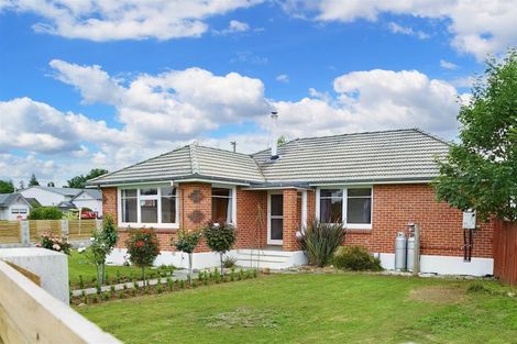 Photo of property in 1 Campbell Street, Geraldine, 7930