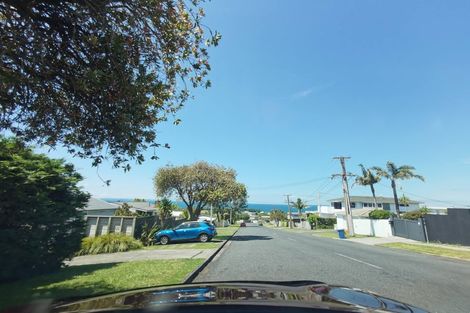 Photo of property in 64a Castor Road, Castor Bay, Auckland, 0620