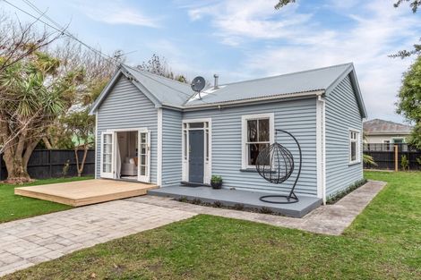 Photo of property in 60 Oxley Avenue, St Albans, Christchurch, 8014