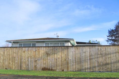 Photo of property in 3 Birkenhead Crescent, Flaxmere, Hastings, 4120