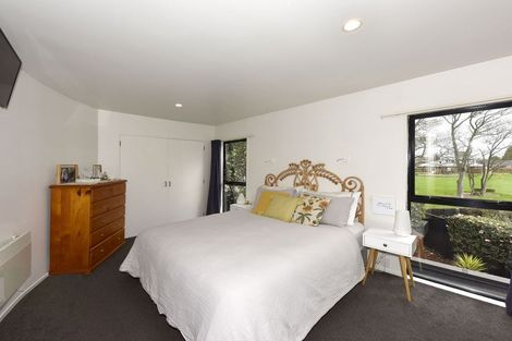 Photo of property in 8 Haineswood Lane, Sockburn, Christchurch, 8042