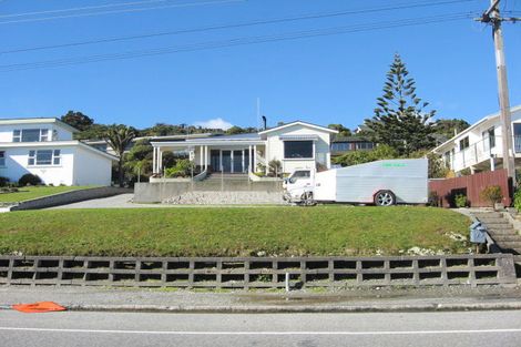 Photo of property in 79 Main South Road, Karoro, Greymouth, 7805