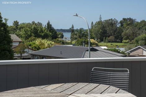 Photo of property in 60 Esmeralda Street, Welcome Bay, Tauranga, 3112