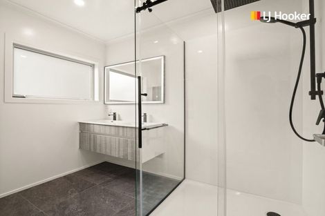 Photo of property in 5 Shanks Street, Green Island, Dunedin, 9018