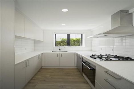 Photo of property in 8/349 Tamaki Drive, Saint Heliers, Auckland, 1071