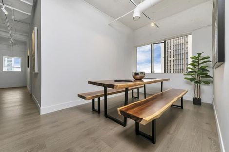 Photo of property in 17f Albert Street, Palmerston North, 4414