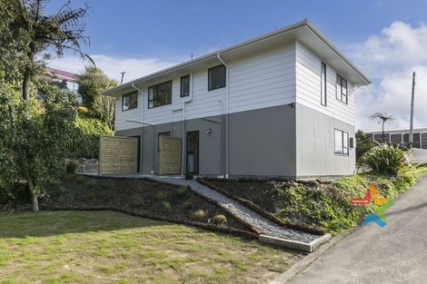 Photo of property in 15 Sheridan Terrace, Johnsonville, Wellington, 6037
