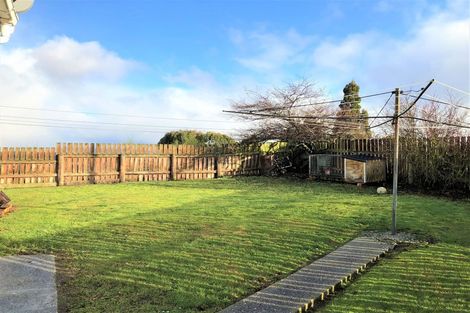 Photo of property in 1 Mcneil Street, Balclutha, 9230