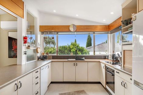 Photo of property in 255 Cambridge Street, Levin, 5510