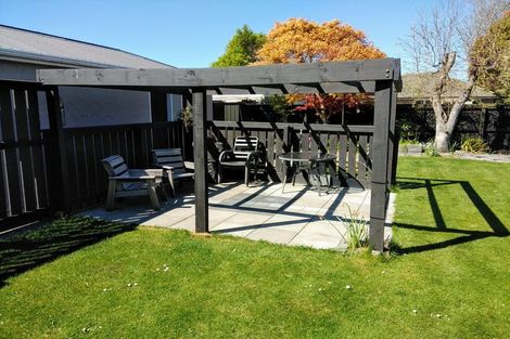 Photo of property in 17 Springbank Street, Bryndwr, Christchurch, 8053