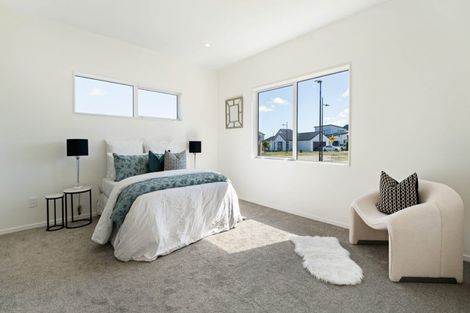 Photo of property in 17 Uatoto Road, Clarks Beach, 2122