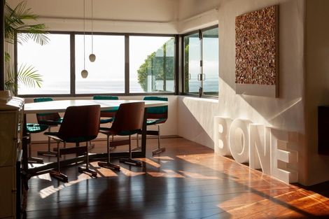 Photo of property in 3 Maramanui Way, Karaka Bays, Wellington, 6022