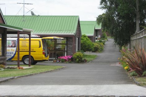 Photo of property in 65c Queen Street, Pukekohe, 2120