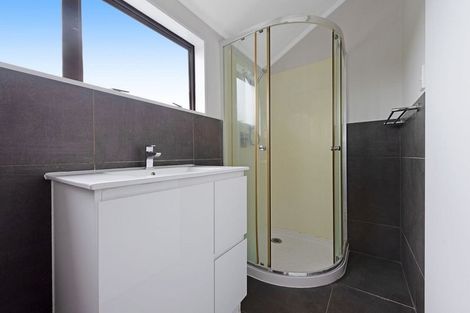 Photo of property in 52 Frobisher Street, Island Bay, Wellington, 6023