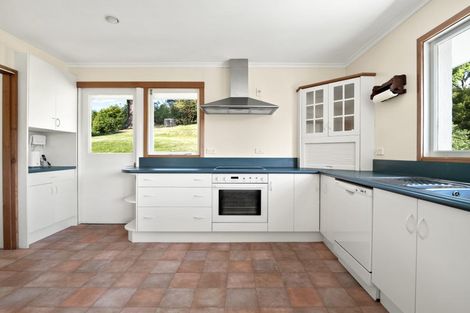 Photo of property in 3 Prospect Row, Roseneath, Port Chalmers, 9023