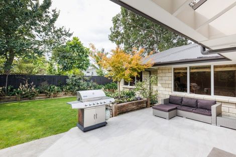 Photo of property in 9 Riverstone Grove, Hokowhitu, Palmerston North, 4410