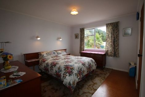 Photo of property in 13 Sandy Bay Drive, Mataikona, Tinui, 5889