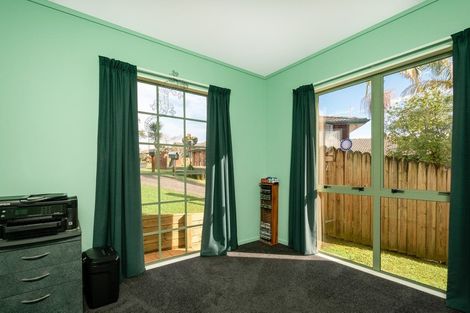 Photo of property in 29 Jubaea Place, Henderson, Auckland, 0610