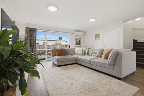 Photo of property in 27 Chiefs Court, Hamilton East, Hamilton, 3216