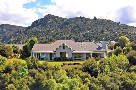 Photo of property in 31 Matheson Crescent, Albert Town, Wanaka, 9305