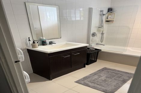 Photo of property in 32a Bayview Road, Bayview, Auckland, 0629